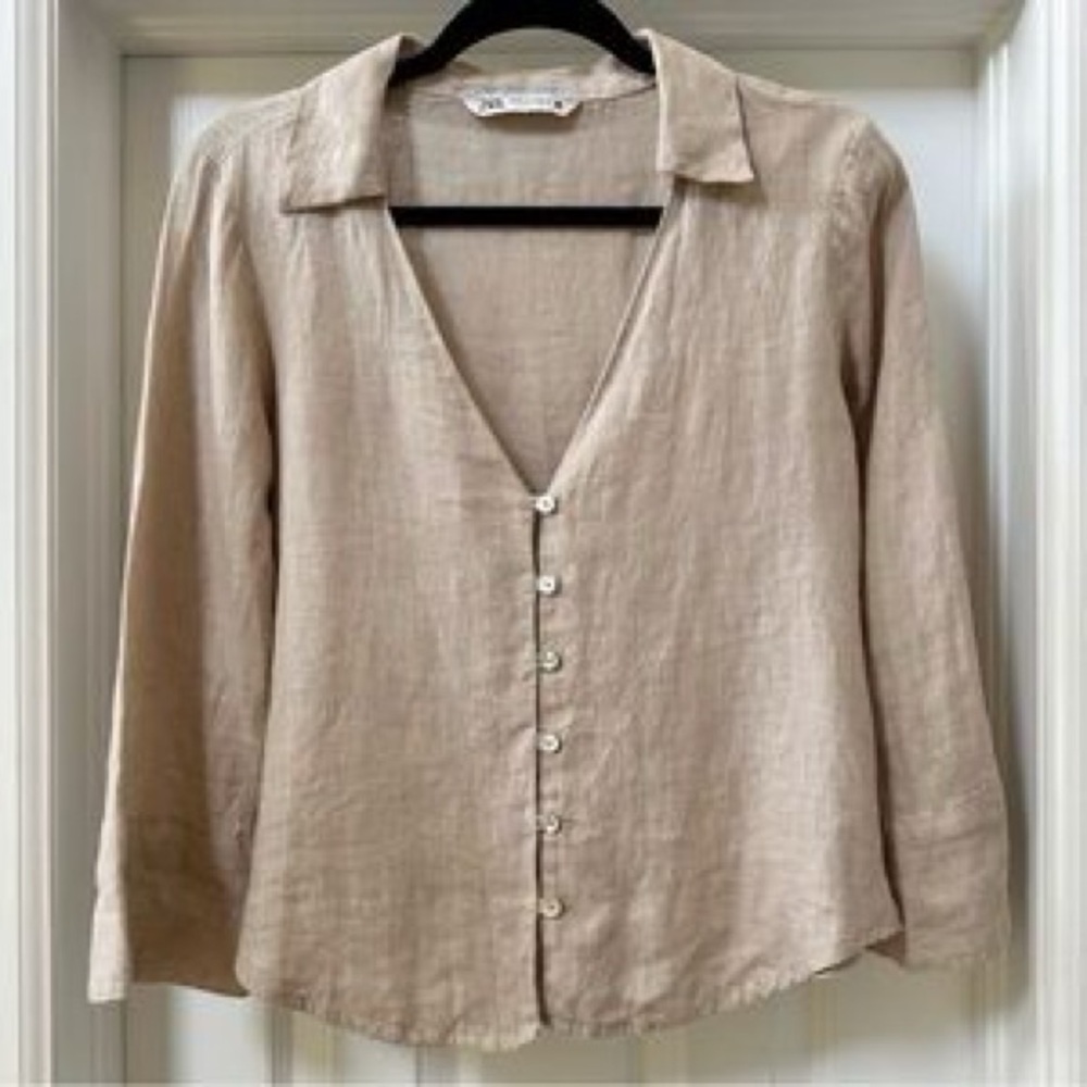 Zara Cream Linen Button Down Shirt with Notched Collar and Long Sleeves